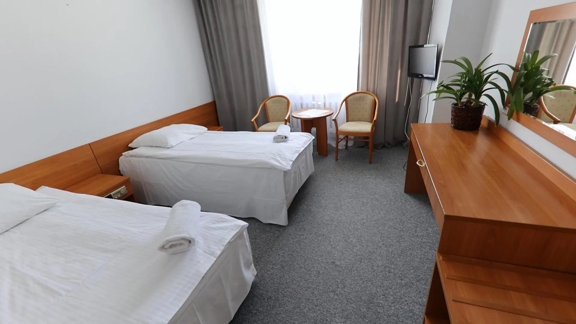 Alojamento de Acomodação e Pequeno-almoço Agro Obiekt Hotelowy Wrocław